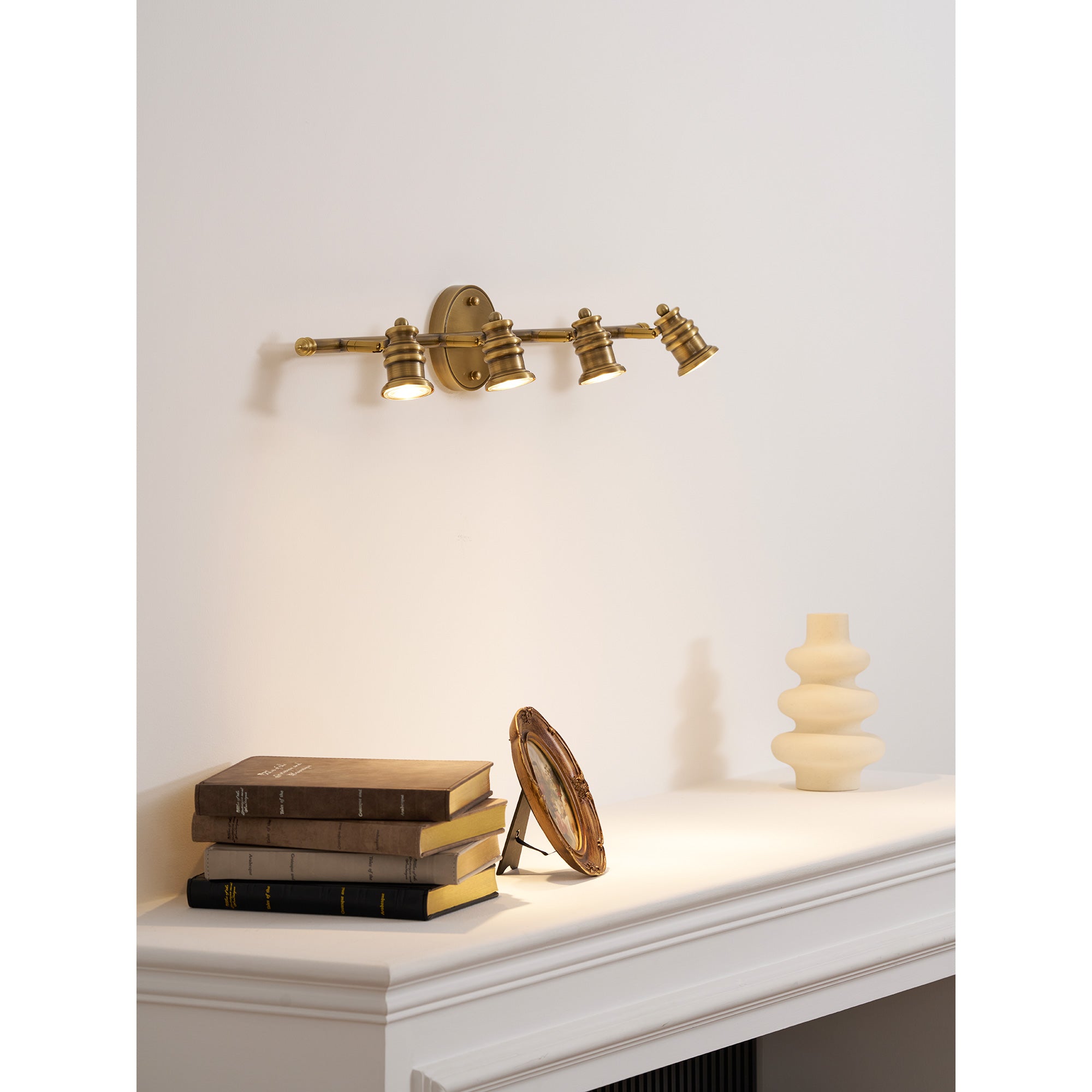 Linea Brass Spotlight Bar-Home & Garden > Lighting > Wall Lights & Sconces-Laren Fete-1 heads L 11.5cm x H 13cm / L 4.5″ x H 5.1″-Brass-Warm Light-Laren Fete