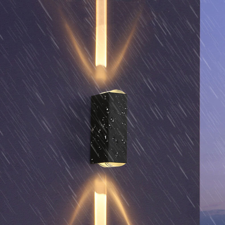 Maverick Modern Outdoor Wall Light | Waterproof Aluminum, Black Finish 3