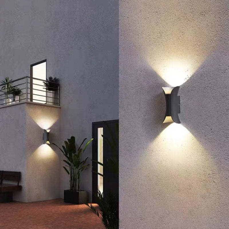 Noxen Outdoor Wall Lamp | Metal & Acrylic, IP65 Rated for Garden Lights 3