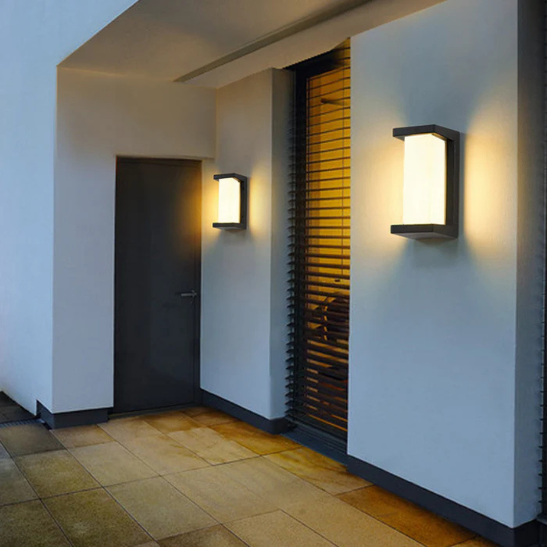 Oasis Outdoor Wall Lamp | Motion Sensor, Energy-Efficient LED 2