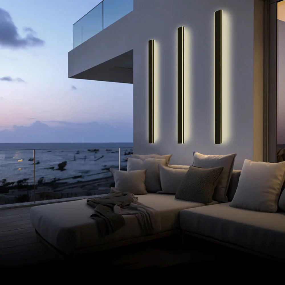Silex Outdoor Wall Lamp | Dimmable LED, Sleek Black Design 3
