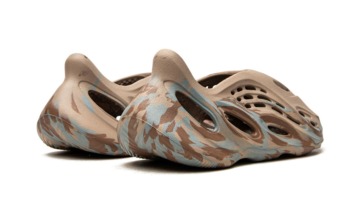 YEEZY FOAM RUNNER "MX Sand Grey"-Shoes-Laren Fete-Laren Fete