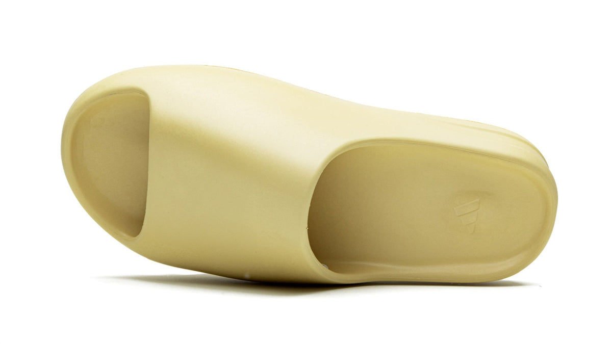 YEEZY SLIDE "Desert Sand"-Shoes-Laren Fete-Laren Fete