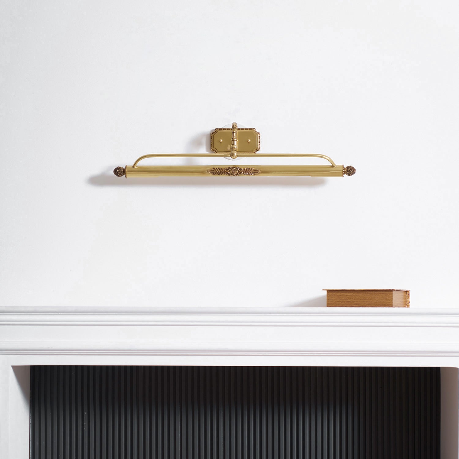 Galerie Brass Picture Light-Home & Garden > Lighting > Picture Lights-Laren Fete-L 45cm x H 15.5cm / L 17.7″ x H 6.1″-Brass-Laren Fete
