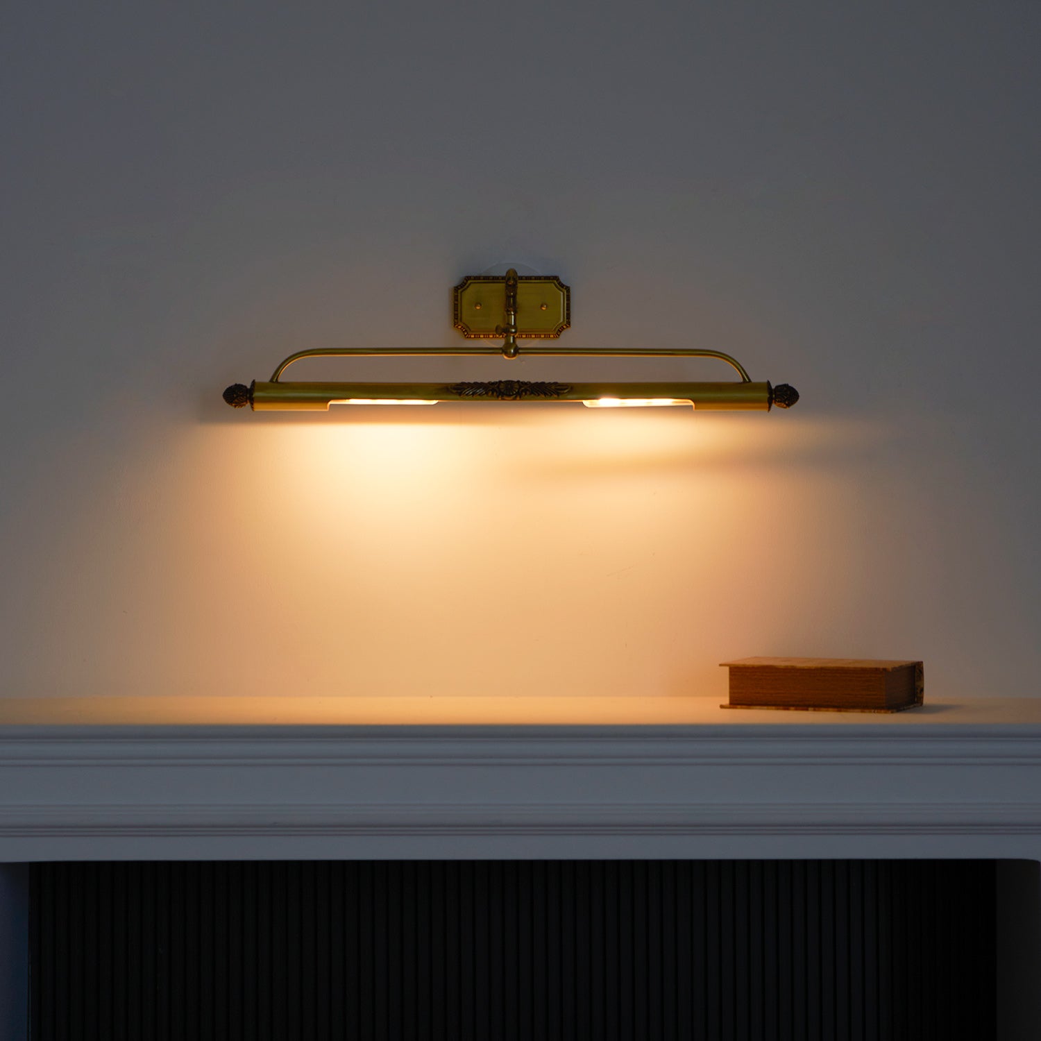 Galerie Brass Picture Light-Home & Garden > Lighting > Picture Lights-Laren Fete-L 45cm x H 15.5cm / L 17.7″ x H 6.1″-Brass-Laren Fete