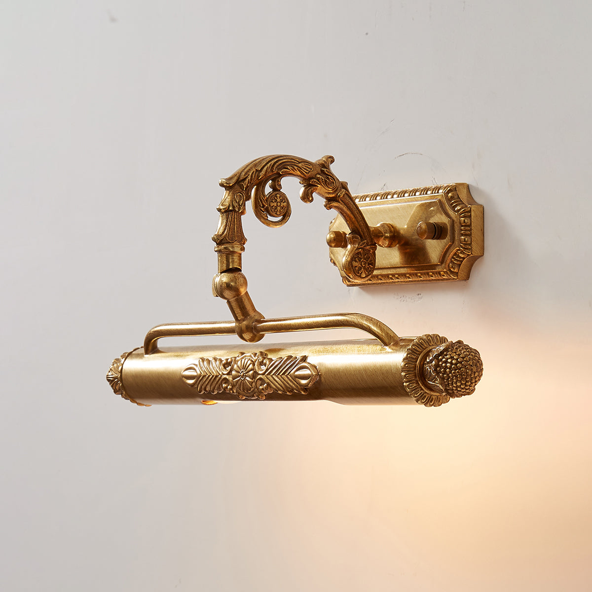 Galerie Brass Picture Light-Home & Garden > Lighting > Picture Lights-Laren Fete-L 45cm x H 15.5cm / L 17.7″ x H 6.1″-Brass-Laren Fete