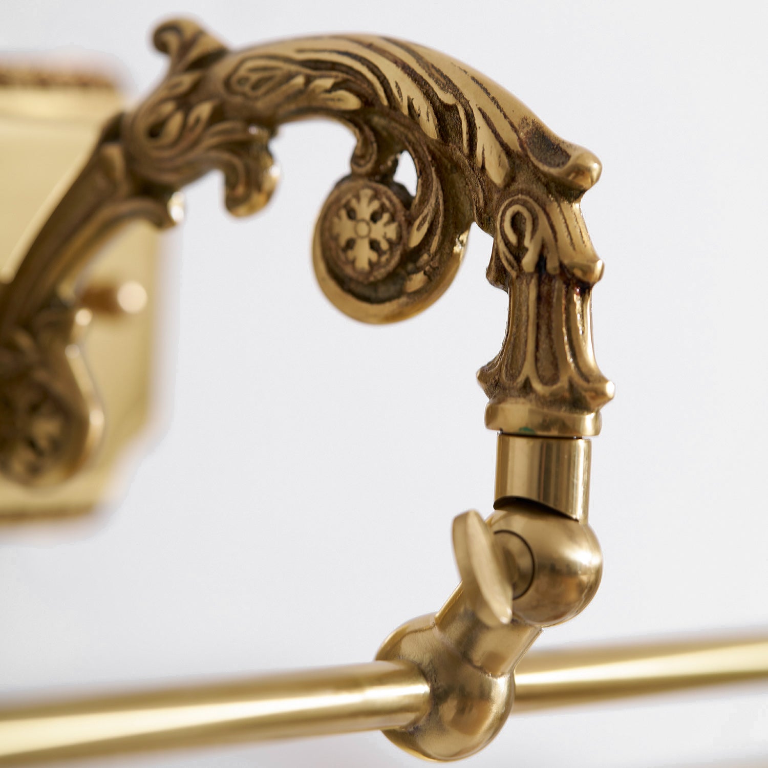 Galerie Brass Picture Light-Home & Garden > Lighting > Picture Lights-Laren Fete-L 45cm x H 15.5cm / L 17.7″ x H 6.1″-Brass-Laren Fete