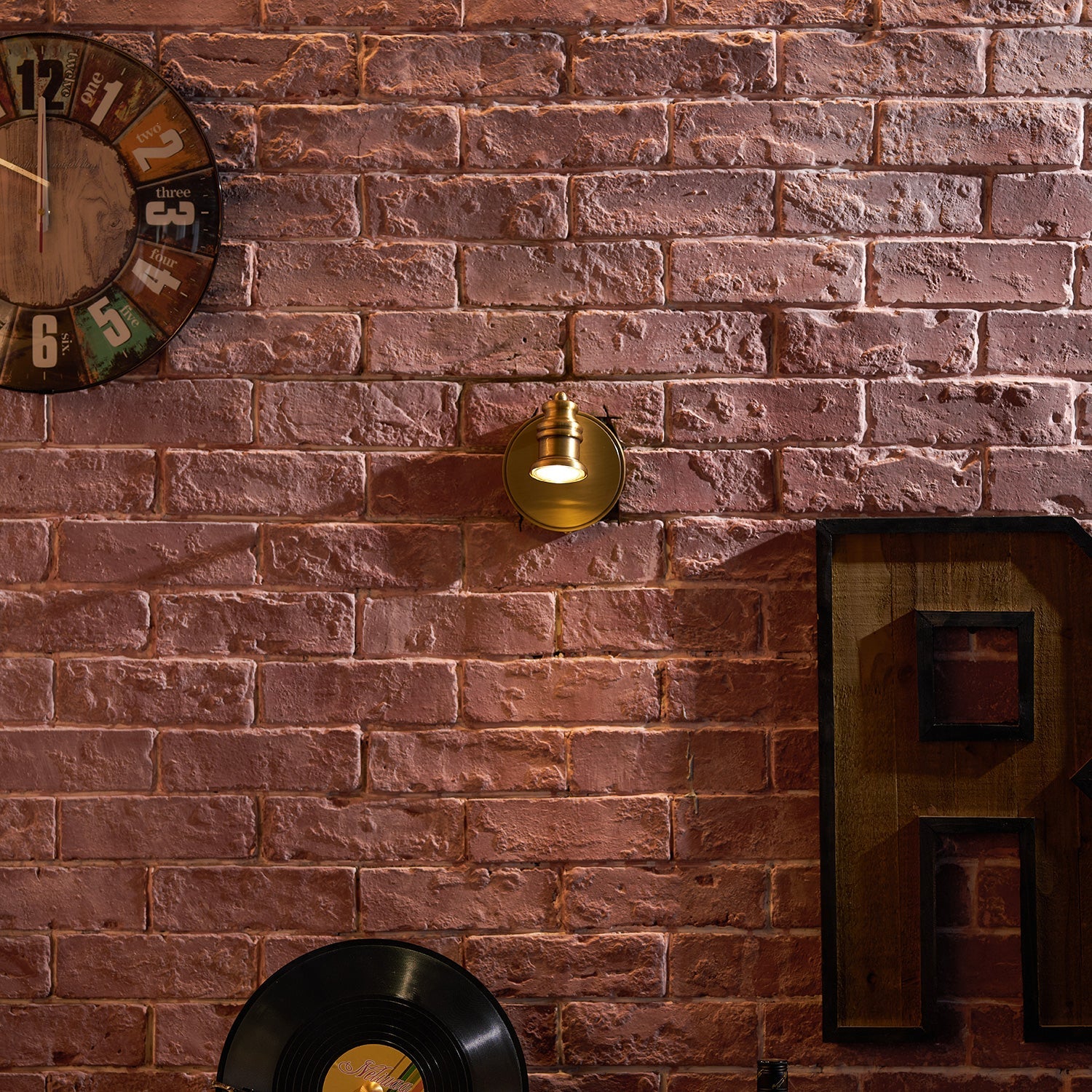 Linea Brass Spotlight Bar-Home & Garden > Lighting > Wall Lights & Sconces-Laren Fete-1 heads L 11.5cm x H 13cm / L 4.5″ x H 5.1″-Brass-Warm Light-Laren Fete