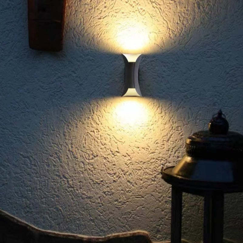 Noxen Outdoor Wall Lamp | Metal & Acrylic, IP65 Rated for Garden Lights 4