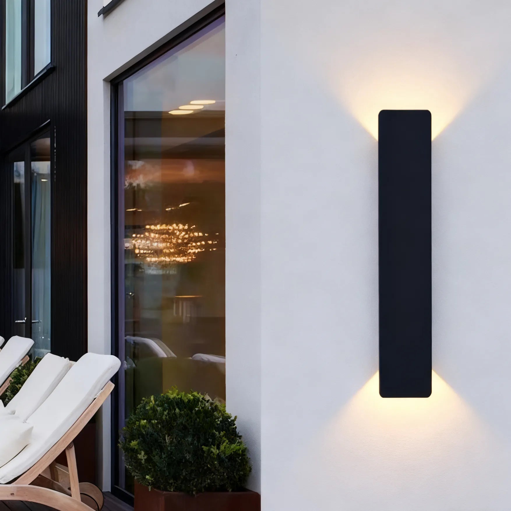 Raven Outdoor Wall Light | Metal, Waterproof Modern Sconce 1