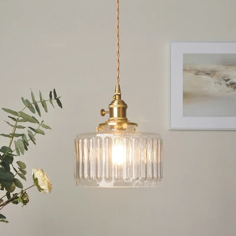 Vinta Pendant Light | Ribbed Glass, Gold Finish 1