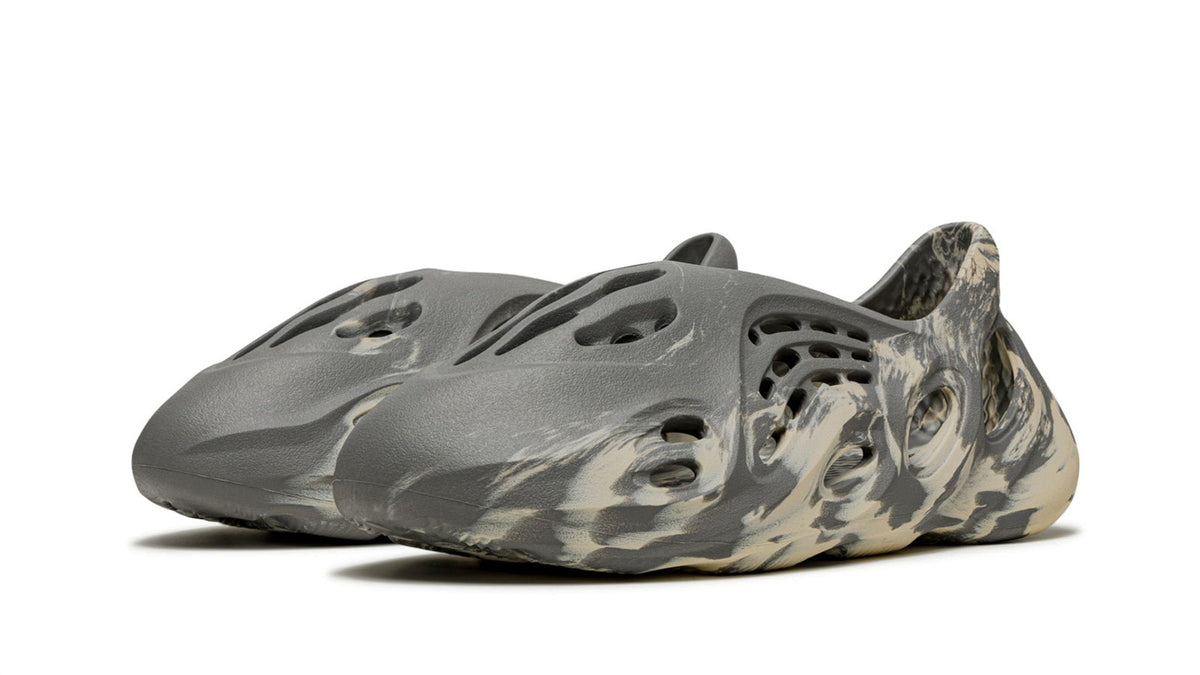 YEEZY FOAM RUNNER MXT "Moon Gray"-Shoes-Laren Fete-Laren Fete
