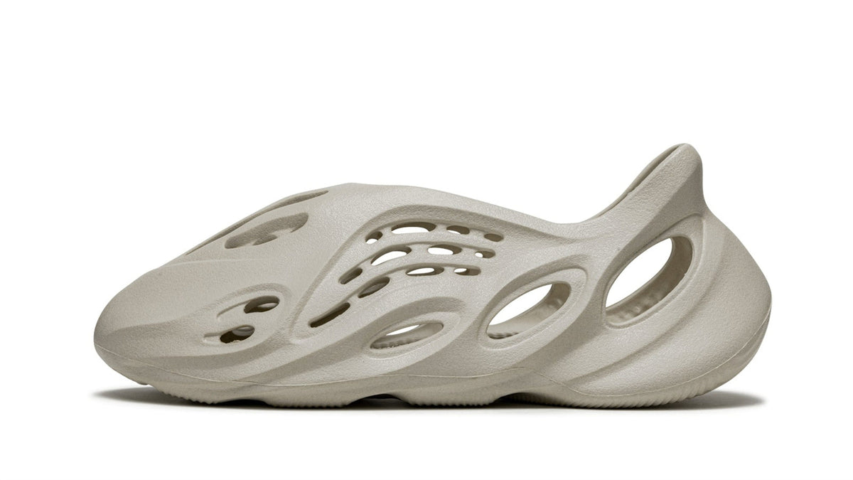 YEEZY FOAM RUNNER "Sand"-Shoes-Laren Fete-Laren Fete