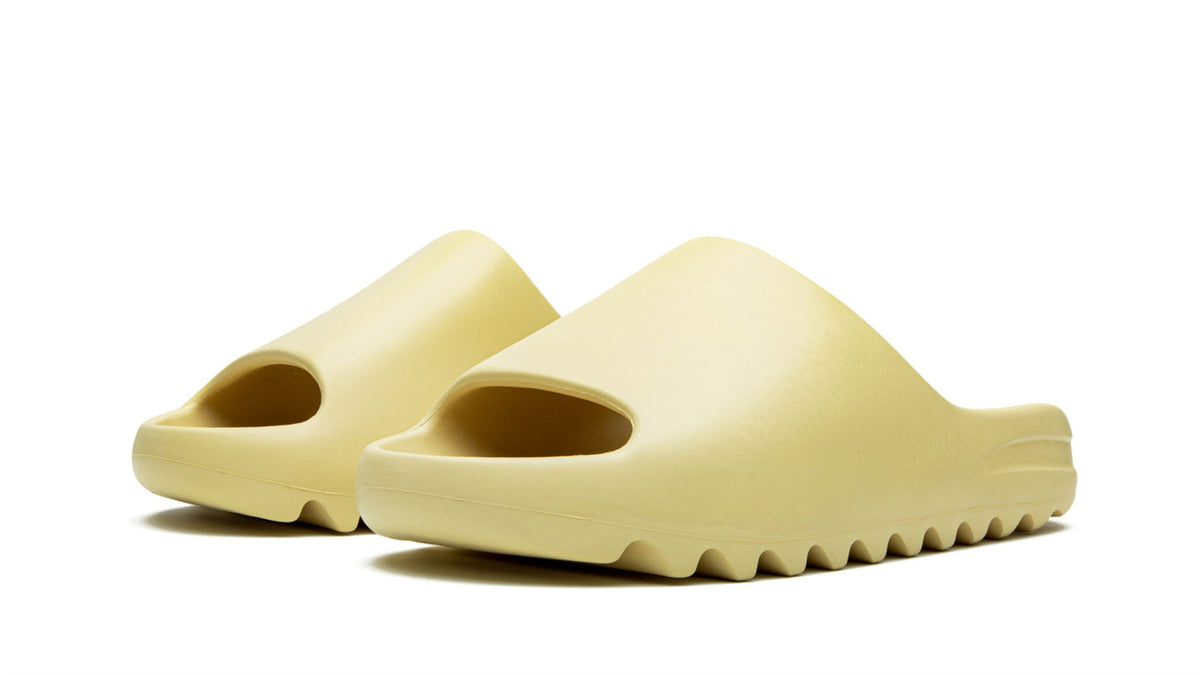 YEEZY SLIDE "Desert Sand"-Shoes-Laren Fete-Laren Fete